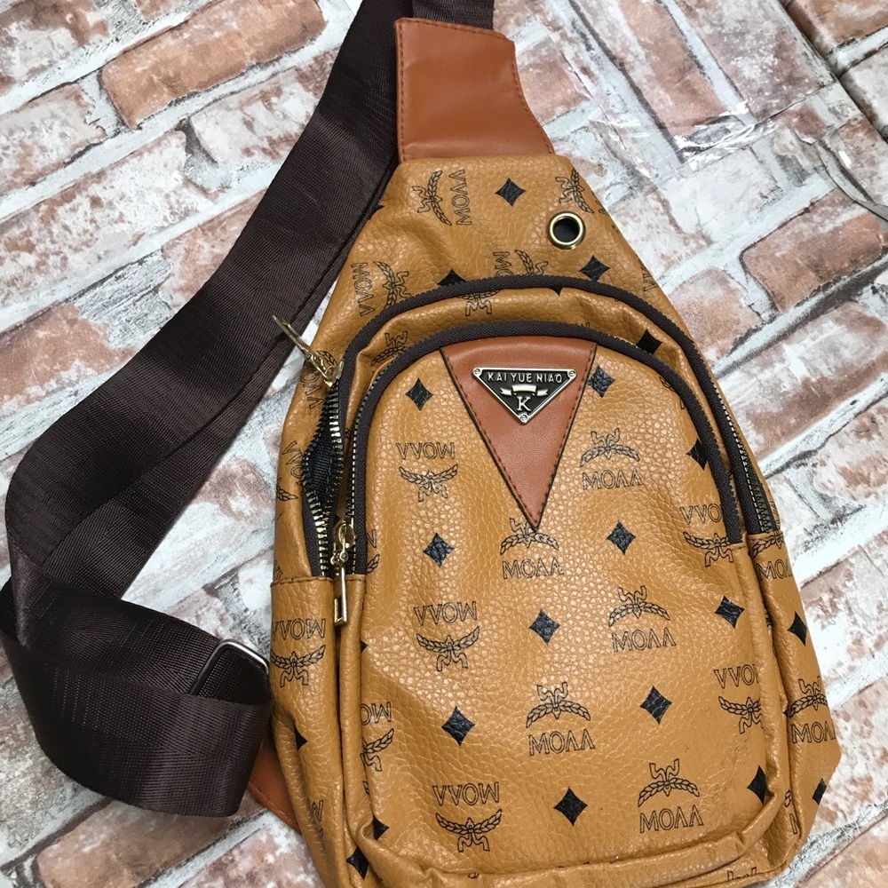 WOMEN'S OR MEN'S TAN SLING BAG 12"X8" - Picture 2 of 5